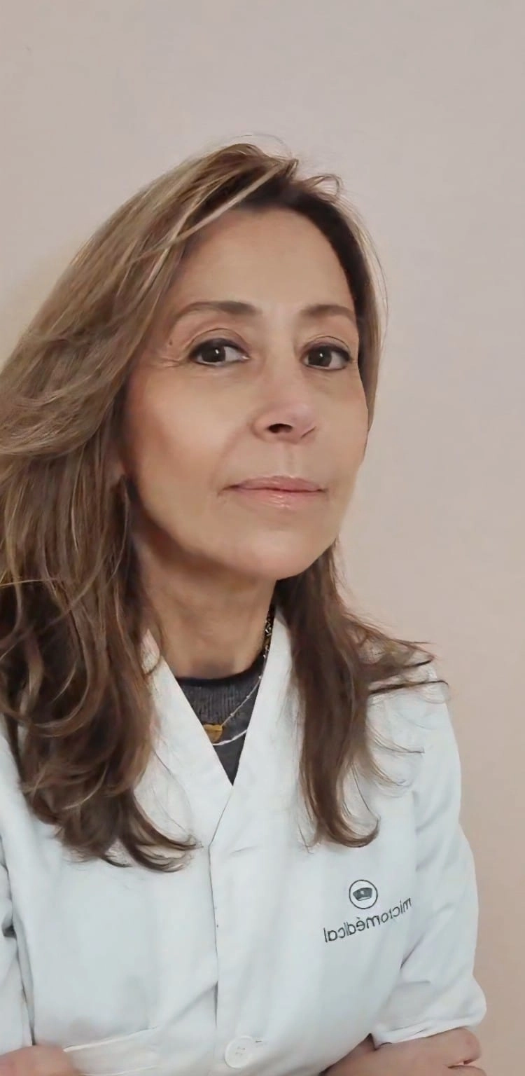 Montse López Novella - Especialista en Micropigmentación Vila Group Clinic
